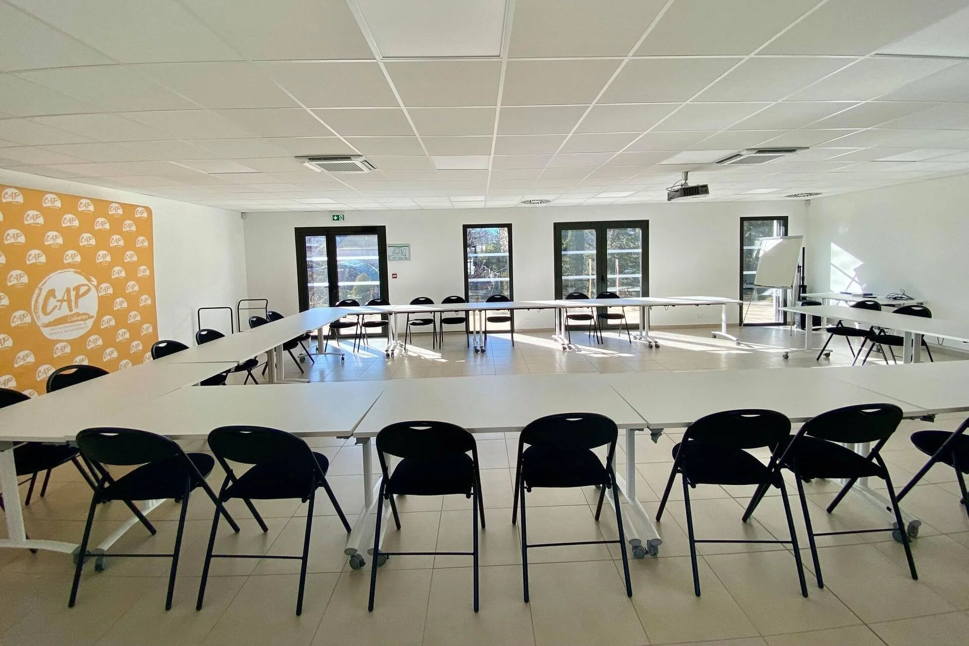 location grande salle de réunion à Apt